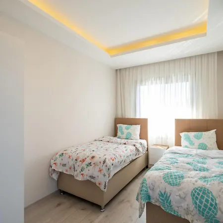 Villa Close To The In Izmir, - Awz 107