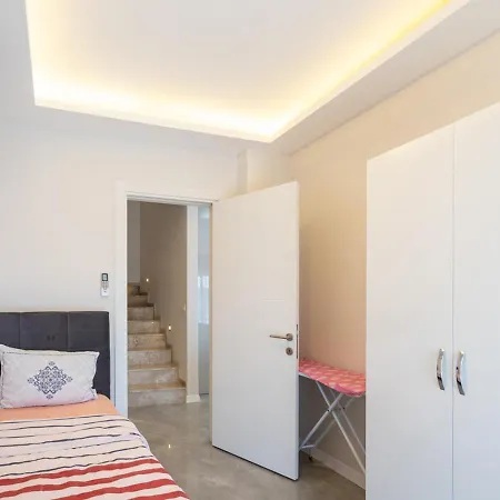 Villa Close To The In Izmir, - Awz 107 Cesme